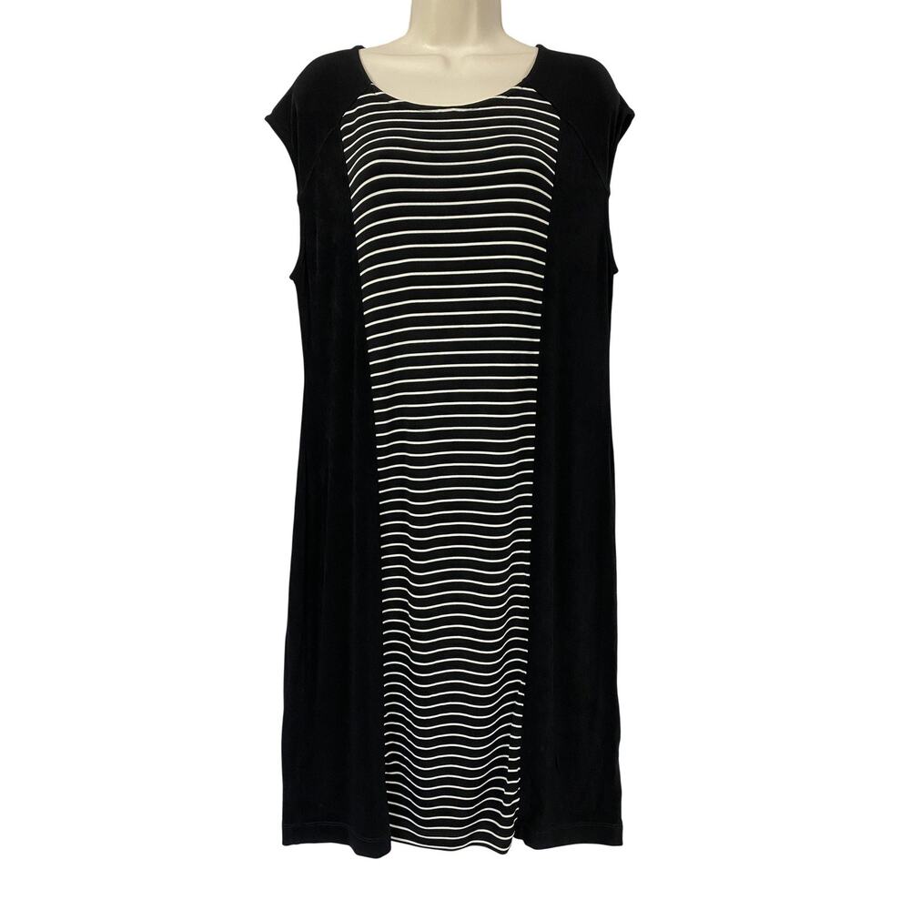 Chicos Travelers Dress Size 2 Black Stripe Slinky Knit Slimming Midi Shift Large